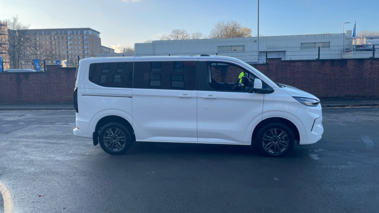 Ford Tourneo Custom 320 L1 Diesel Fwd 2.0 EcoBlue 136ps H1 Titanium 8 seater Auto